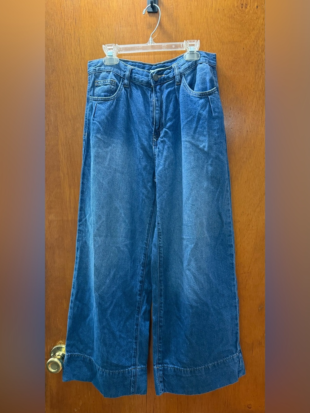 Habitual lightweight cropped wide leg denim.